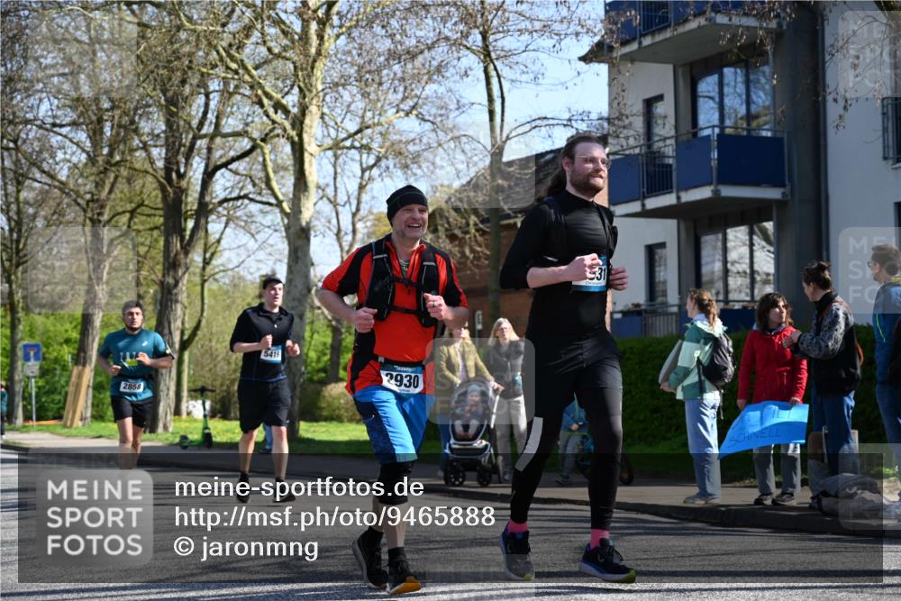 12.04.2026 - 45. Internationalen Wilhelmsburger Insellauf J. Mangold http://msf.ph/oto/9465888 12.04.2026 10:59:25 Ziel 4896, 2308, 5419, 2931, 2930, 4004, 2858, 5699, 5698, 4101, 2529, 3194, 3367, 3367, 3468, 2665, 2988, 4289, 3723, 3797, 3727 meine-sportfotos.de