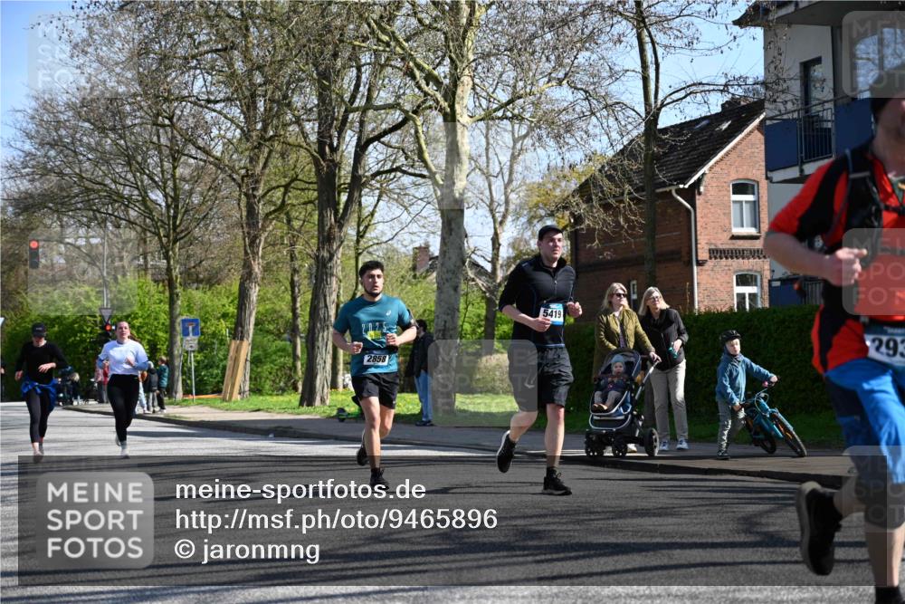 12.04.2026 - 45. Internationalen Wilhelmsburger Insellauf J. Mangold http://msf.ph/oto/9465896 12.04.2026 10:59:26 Ziel 4896, 2308, 5419, 2931, 2930, 4004, 2858, 5699, 5698, 4101, 2529, 3194, 3367, 3468, 2665, 2988, 4289, 3723, 3797, 3727 meine-sportfotos.de