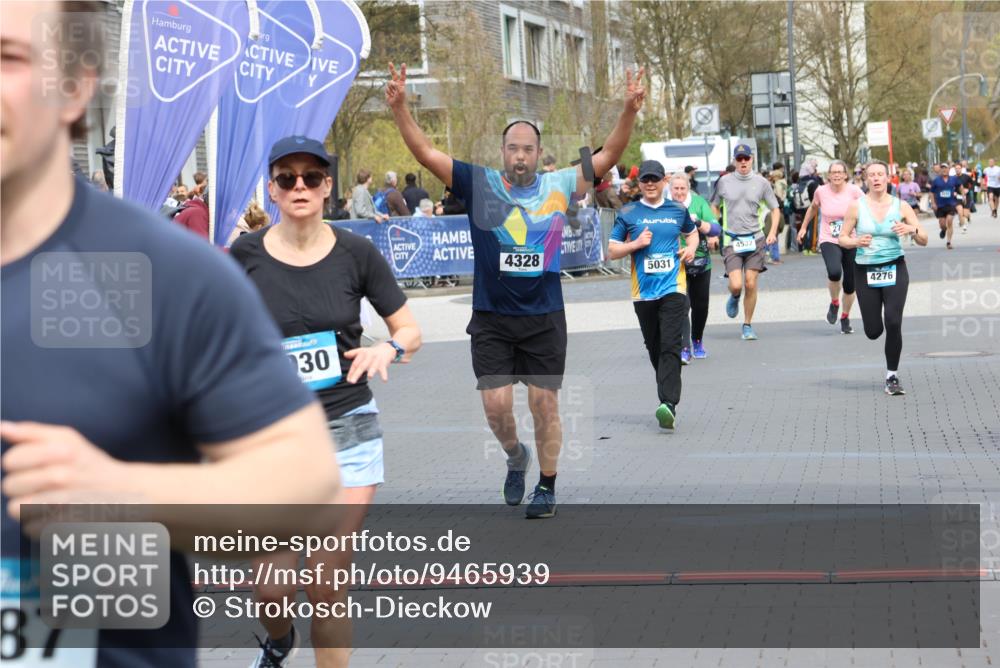 12.04.2026 - 45. Internationalen Wilhelmsburger Insellauf Strokosch-Dieckow http://msf.ph/oto/9465939 12.04.2026 13:12:27 Ziel 4480, 4987, 2445, 4930, 2024, 4328, 4276, 5031 meine-sportfotos.de