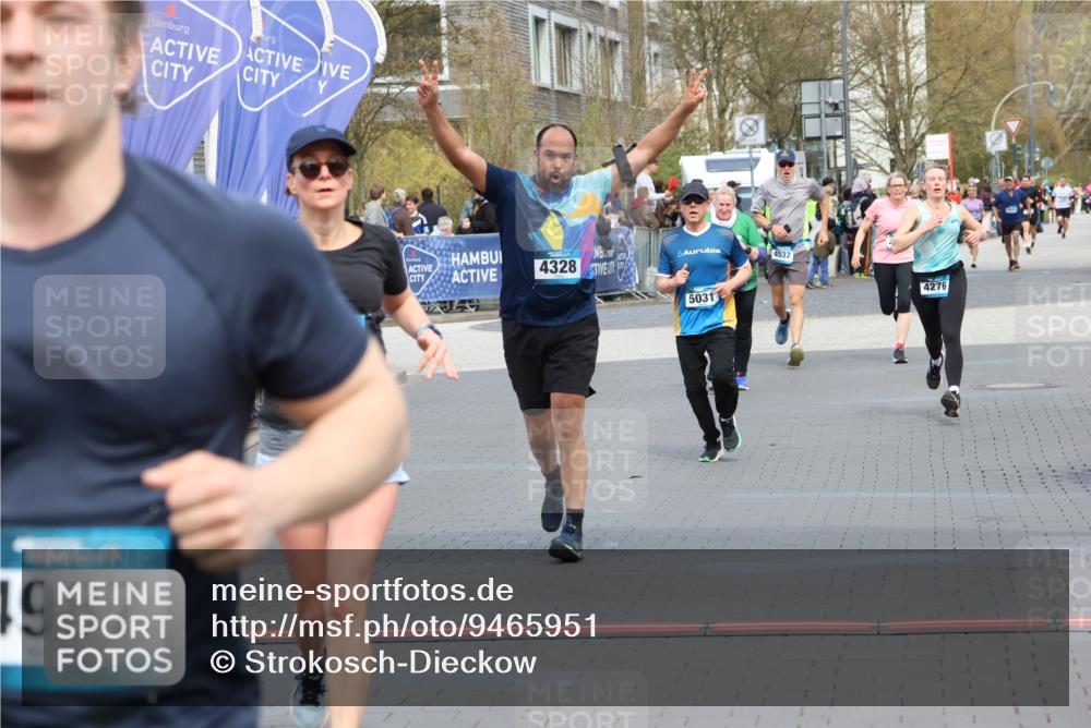 12.04.2026 - 45. Internationalen Wilhelmsburger Insellauf Strokosch-Dieckow http://msf.ph/oto/9465951 12.04.2026 13:12:27 Ziel 4480, 4987, 2445, 4930, 2024, 4328, 4276, 5031 meine-sportfotos.de