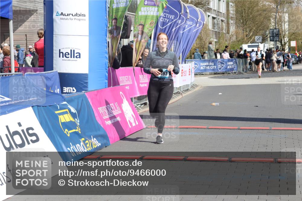 12.04.2026 - 45. Internationalen Wilhelmsburger Insellauf Strokosch-Dieckow http://msf.ph/oto/9466000 12.04.2026 11:16:47 Ziel 4497 meine-sportfotos.de