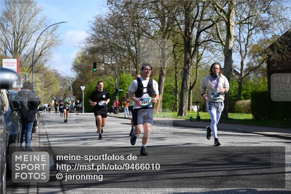 12.04.2026 - 45. Internationalen Wilhelmsburger Insellauf J. Mangold http://msf.ph/oto/9466010 12.04.2026 10:59:47 Ziel 5699, 5698, 4101, 2529, 3194, 3367, 3468, 2665, 2988, 4289, 3723, 3797, 3727, 2166, 2977, 4107, 4152, 2646, 4991, 4993 meine-sportfotos.de