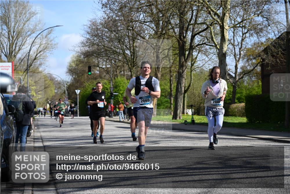 12.04.2026 - 45. Internationalen Wilhelmsburger Insellauf J. Mangold http://msf.ph/oto/9466015 12.04.2026 10:59:47 Ziel 5699, 5698, 4101, 2529, 3194, 3367, 3468, 2665, 2988, 4289, 3723, 3797, 3727, 2166, 2977, 4107, 4152, 2646, 4991, 4993 meine-sportfotos.de