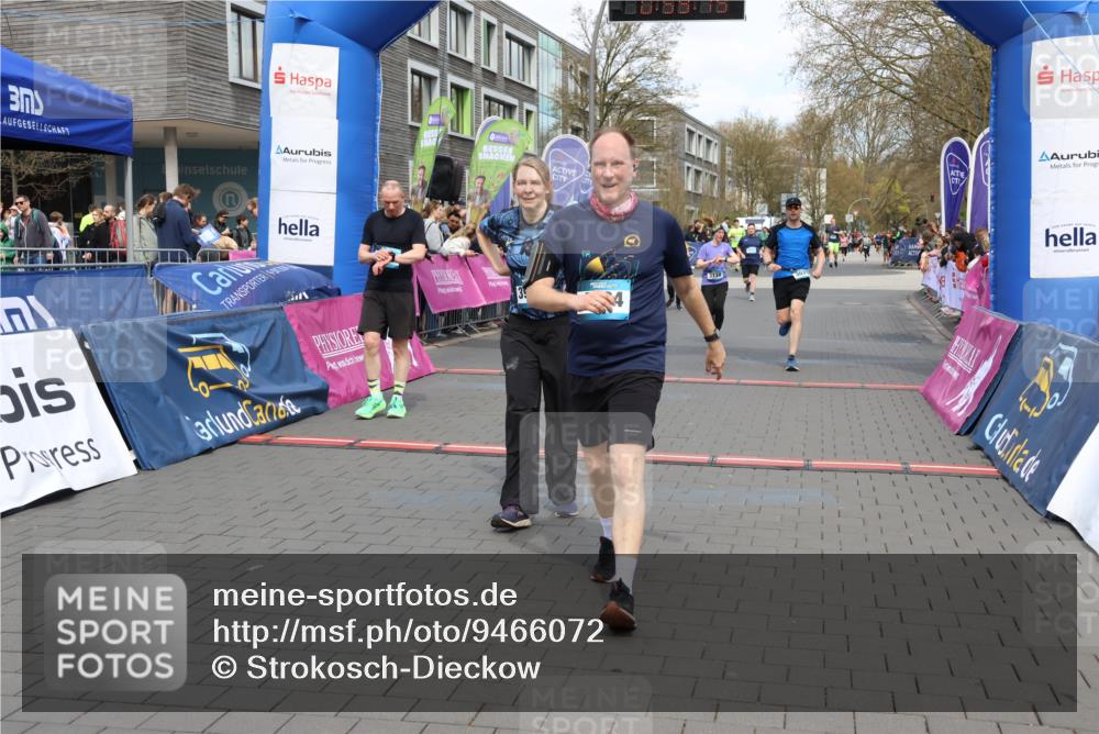 12.04.2026 - 45. Internationalen Wilhelmsburger Insellauf Strokosch-Dieckow http://msf.ph/oto/9466072 12.04.2026 13:12:14 Ziel 4730, 3969, 3055, 4664, 2396, 3079, 3138, 5402 meine-sportfotos.de