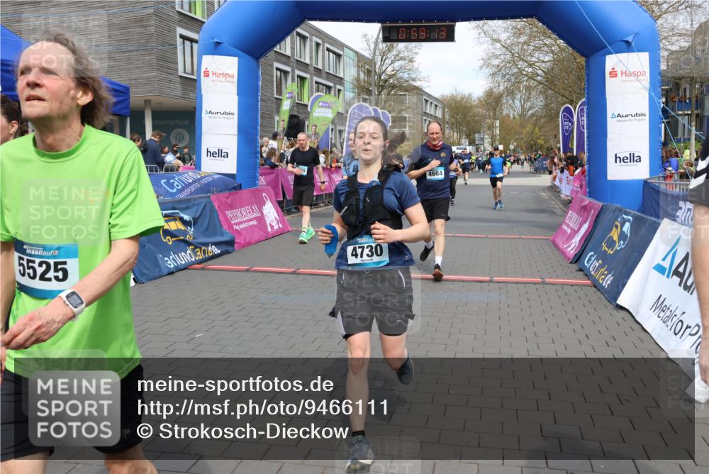 12.04.2026 - 45. Internationalen Wilhelmsburger Insellauf Strokosch-Dieckow http://msf.ph/oto/9466111 12.04.2026 13:12:13 Ziel 4730, 3969, 3055, 4664, 2396, 3079, 3138 meine-sportfotos.de