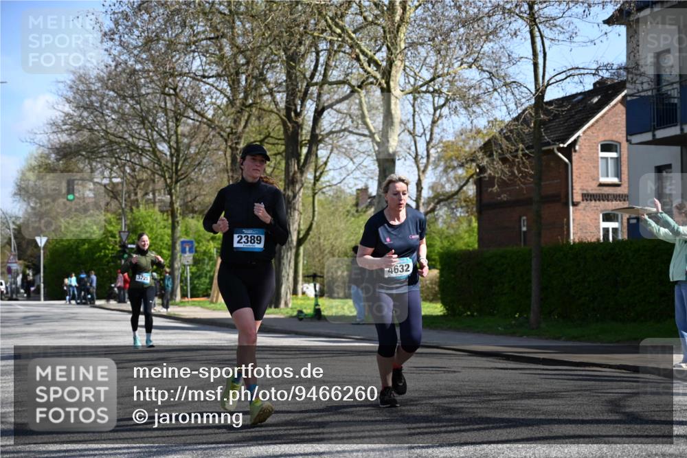 12.04.2026 - 45. Internationalen Wilhelmsburger Insellauf J. Mangold http://msf.ph/oto/9466260 12.04.2026 11:00:32 Ziel 4991, 4993, 3953, 3373, 4632, 2389, 3725, 5581, 3463, 2229, 3660 meine-sportfotos.de