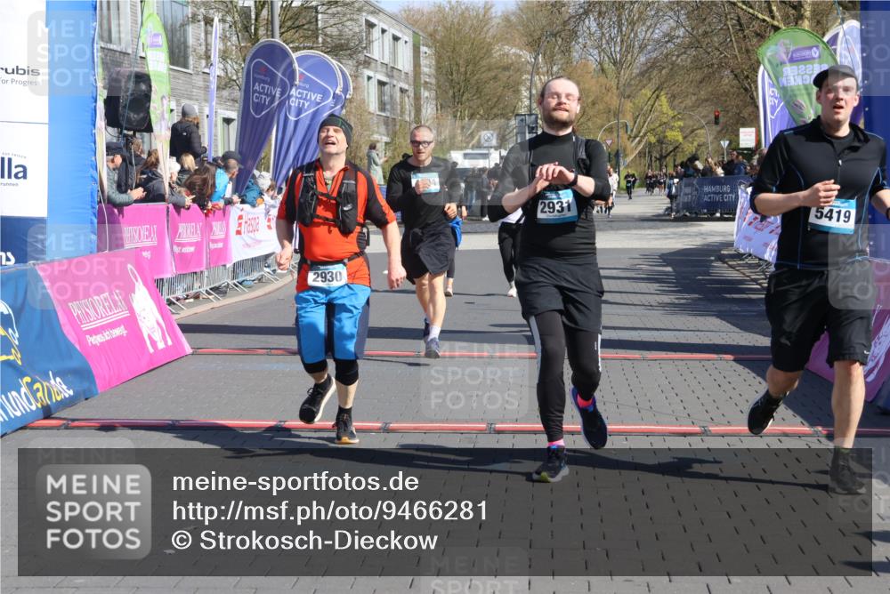 12.04.2026 - 45. Internationalen Wilhelmsburger Insellauf Strokosch-Dieckow http://msf.ph/oto/9466281 12.04.2026 10:59:57 Ziel 5419, 2931, 2930, 4004, 2858 meine-sportfotos.de