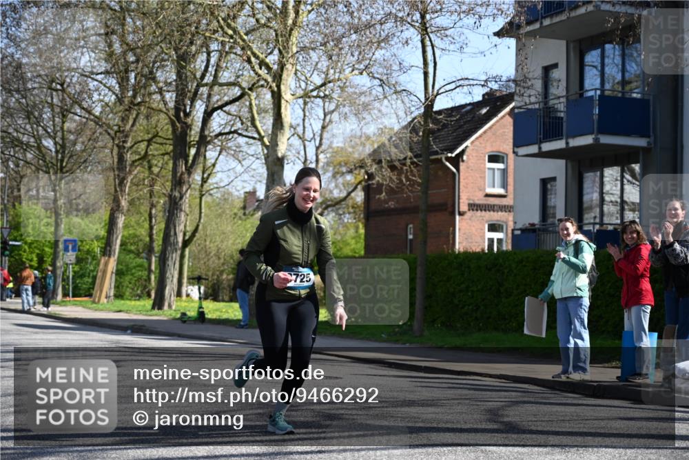 12.04.2026 - 45. Internationalen Wilhelmsburger Insellauf J. Mangold http://msf.ph/oto/9466292 12.04.2026 11:00:36 Ziel 3953, 3373, 4632, 2389, 3725, 5581, 3463, 2229, 3660, 2880 meine-sportfotos.de