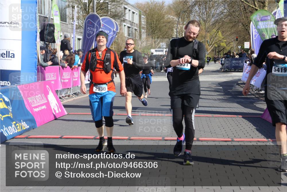 12.04.2026 - 45. Internationalen Wilhelmsburger Insellauf Strokosch-Dieckow http://msf.ph/oto/9466306 12.04.2026 10:59:58 Ziel 5419, 2931, 2930, 4004, 2858, 5699, 5698 meine-sportfotos.de