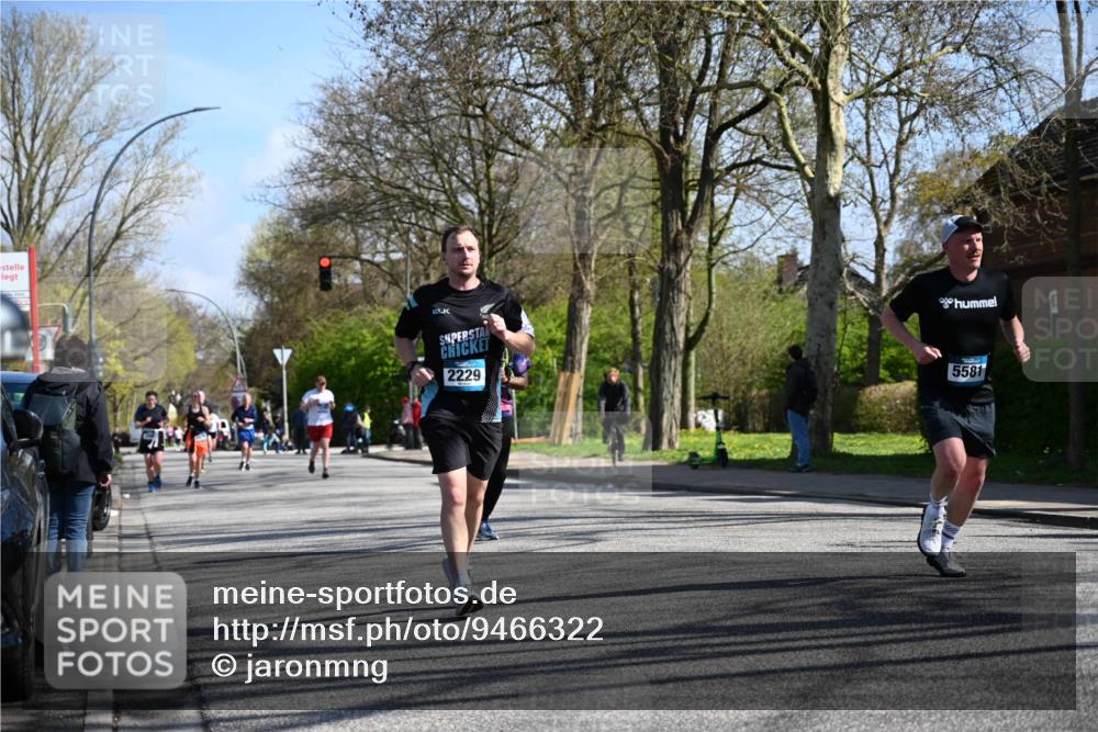 12.04.2026 - 45. Internationalen Wilhelmsburger Insellauf J. Mangold http://msf.ph/oto/9466322 12.04.2026 11:00:57 Ziel 5581, 3463, 2229, 3660, 2880, 5298, 3358, 3347, 4703 meine-sportfotos.de