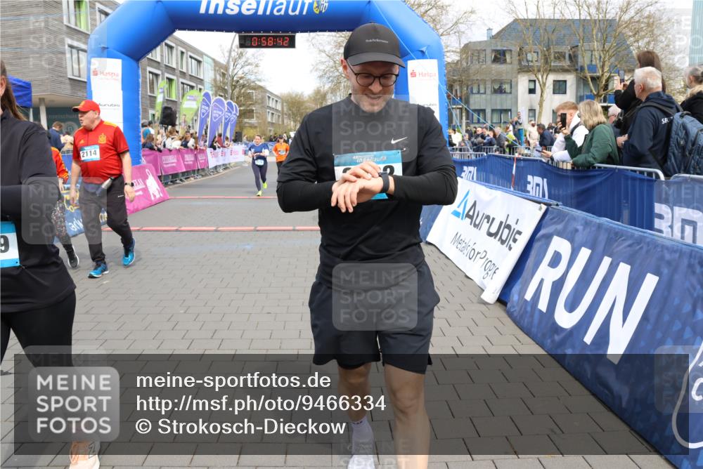 12.04.2026 - 45. Internationalen Wilhelmsburger Insellauf Strokosch-Dieckow http://msf.ph/oto/9466334 12.04.2026 13:11:41 Ziel 3932, 2114, 2519, 2113, 2076, 4106, 3247, 5180 meine-sportfotos.de