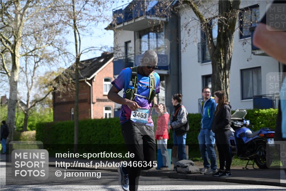 12.04.2026 - 45. Internationalen Wilhelmsburger Insellauf J. Mangold http://msf.ph/oto/9466345 12.04.2026 11:01:01 Ziel 5581, 3463, 2229, 3660, 2880, 5298, 3358, 3347, 4703 meine-sportfotos.de