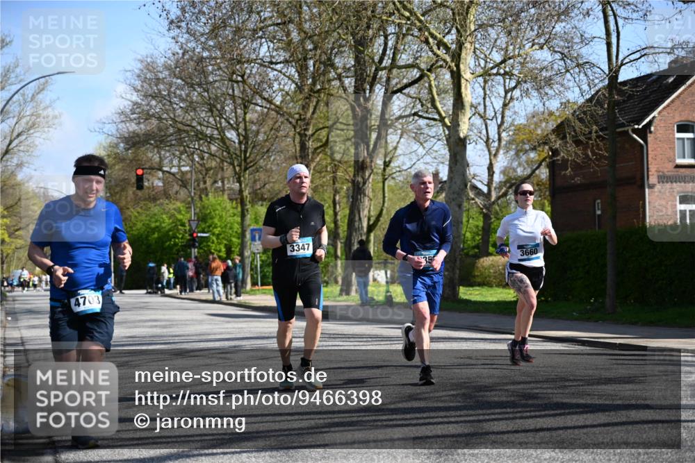 12.04.2026 - 45. Internationalen Wilhelmsburger Insellauf J. Mangold http://msf.ph/oto/9466398 12.04.2026 11:01:10 Ziel 5581, 3463, 2229, 3660, 2880, 5298, 3358, 3347, 4703, 2271, 3466, 4612 meine-sportfotos.de