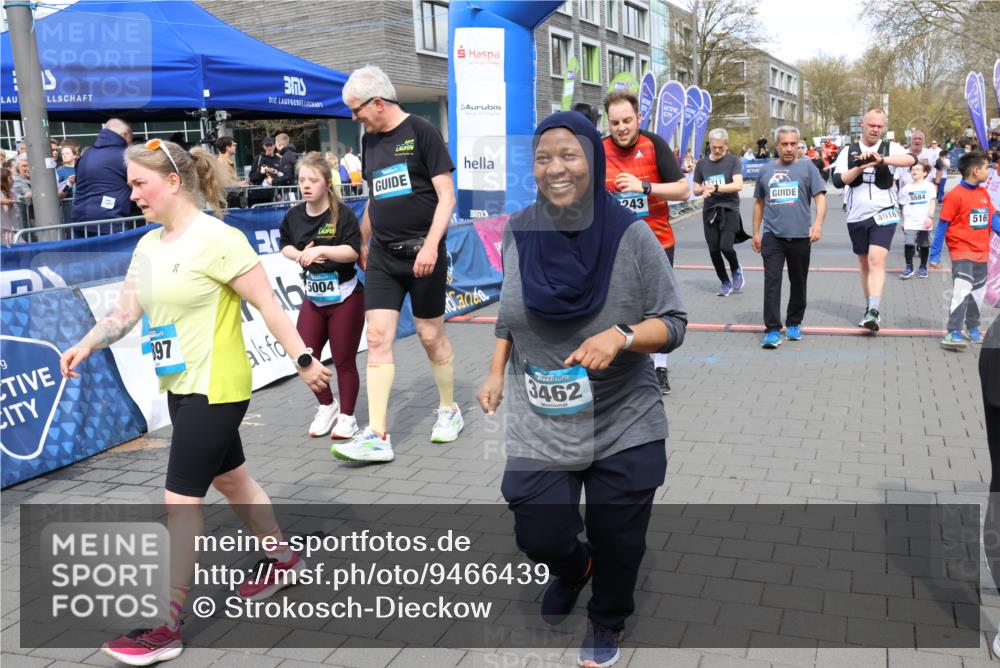 12.04.2026 - 45. Internationalen Wilhelmsburger Insellauf Strokosch-Dieckow http://msf.ph/oto/9466439 12.04.2026 13:11:24 Ziel 5160, 5768, 3243, 4916, 5161, 3211, 5584, 4770, 5246, 2926, 2927 meine-sportfotos.de