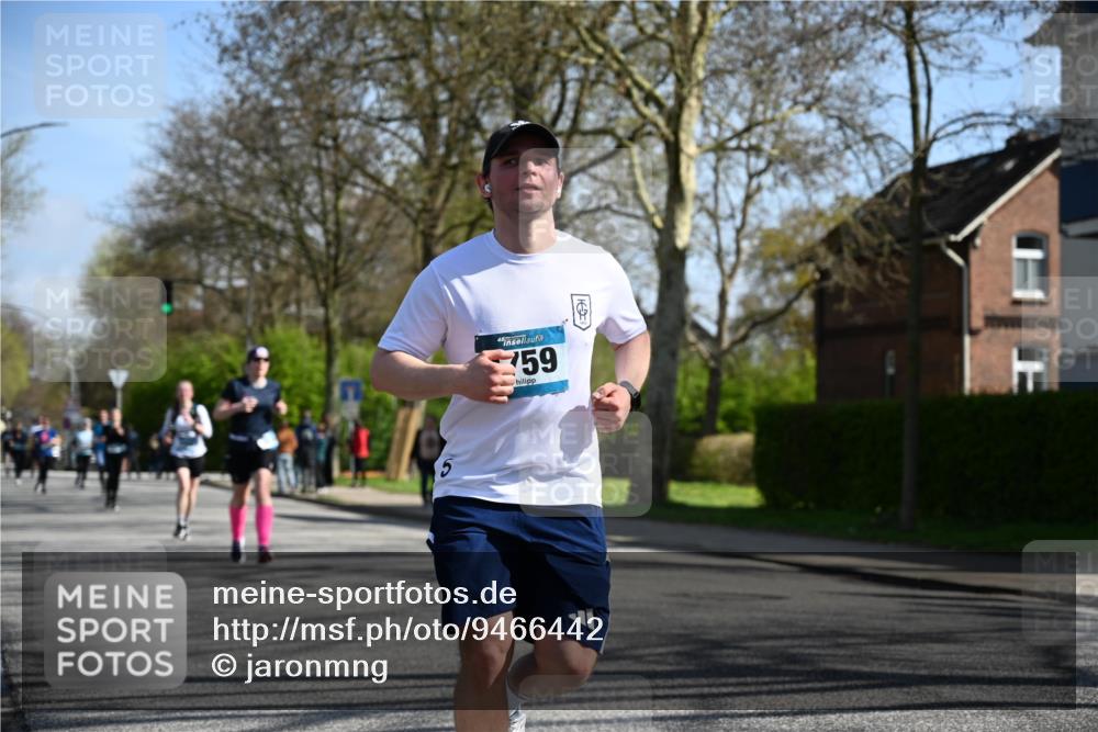 12.04.2026 - 45. Internationalen Wilhelmsburger Insellauf J. Mangold http://msf.ph/oto/9466442 12.04.2026 11:02:07 Ziel 2417, 5605, 4613, 3178, 4759, 4630, 4069, 2985, 3505, 3009, 2962, 2919, 2962, 2919, 2418, 2398, 4595, 4597, 4825, 4825, 2122, 3878, 2016 meine-sportfotos.de