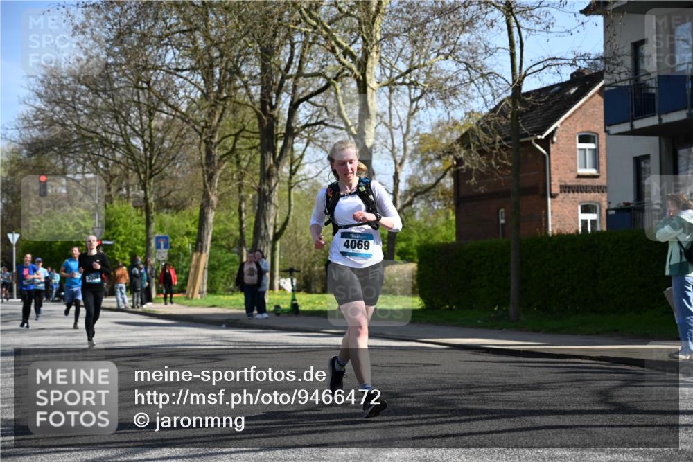 12.04.2026 - 45. Internationalen Wilhelmsburger Insellauf J. Mangold http://msf.ph/oto/9466472 12.04.2026 11:02:12 Ziel 5605, 4613, 3178, 4759, 4630, 4069, 2985, 3505, 3009, 2962, 2919, 2418, 2398, 4595, 4597, 4825, 2122, 3878, 2016, 3052, 4513 meine-sportfotos.de