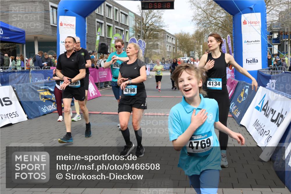 12.04.2026 - 45. Internationalen Wilhelmsburger Insellauf Strokosch-Dieckow http://msf.ph/oto/9466508 12.04.2026 13:11:18 Ziel 4769, 4798, 4134, 4799, 5681, 2897, 3462, 5160, 5768, 3243, 4916 meine-sportfotos.de