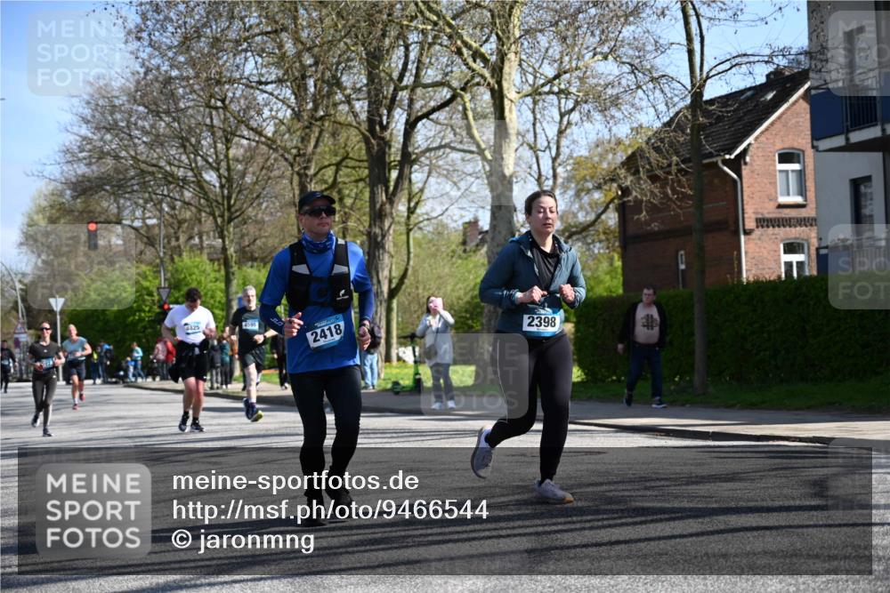 12.04.2026 - 45. Internationalen Wilhelmsburger Insellauf J. Mangold http://msf.ph/oto/9466544 12.04.2026 11:02:23 Ziel 4759, 4630, 4069, 2985, 3505, 3009, 2962, 2919, 2418, 2398, 4595, 4597, 4825, 2122, 3878, 2016, 3052, 4513, 2168, 3910, 3700, 3716, 3223, 4246 meine-sportfotos.de