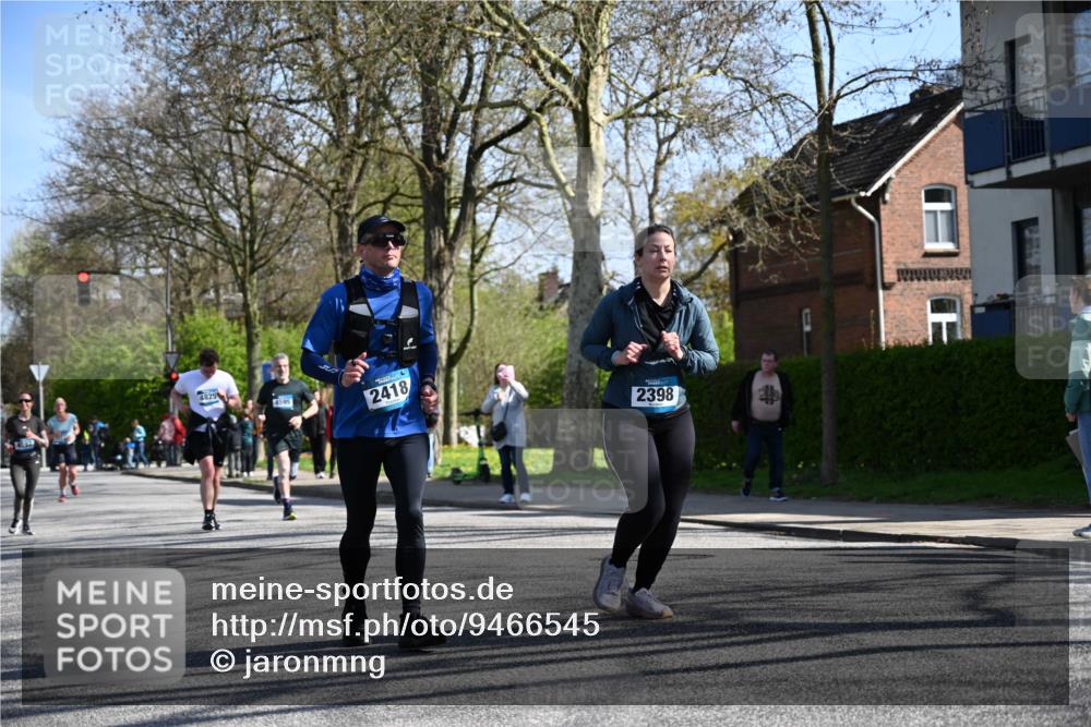 12.04.2026 - 45. Internationalen Wilhelmsburger Insellauf J. Mangold http://msf.ph/oto/9466545 12.04.2026 11:02:23 Ziel 4759, 4630, 4069, 2985, 3505, 3009, 2962, 2919, 2418, 2398, 4595, 4597, 4825, 2122, 3878, 2016, 3052, 4513, 2168, 3910, 3700, 3716, 3223, 4246 meine-sportfotos.de