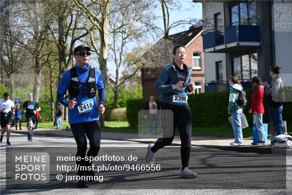 12.04.2026 - 45. Internationalen Wilhelmsburger Insellauf J. Mangold http://msf.ph/oto/9466556 12.04.2026 11:02:24 Ziel 4759, 4630, 4069, 2985, 3505, 3009, 2962, 2919, 2418, 2398, 4595, 4597, 4825, 2122, 3878, 2016, 3052, 4513, 4513, 2168, 3910, 3700, 3716, 3223, 4246 meine-sportfotos.de