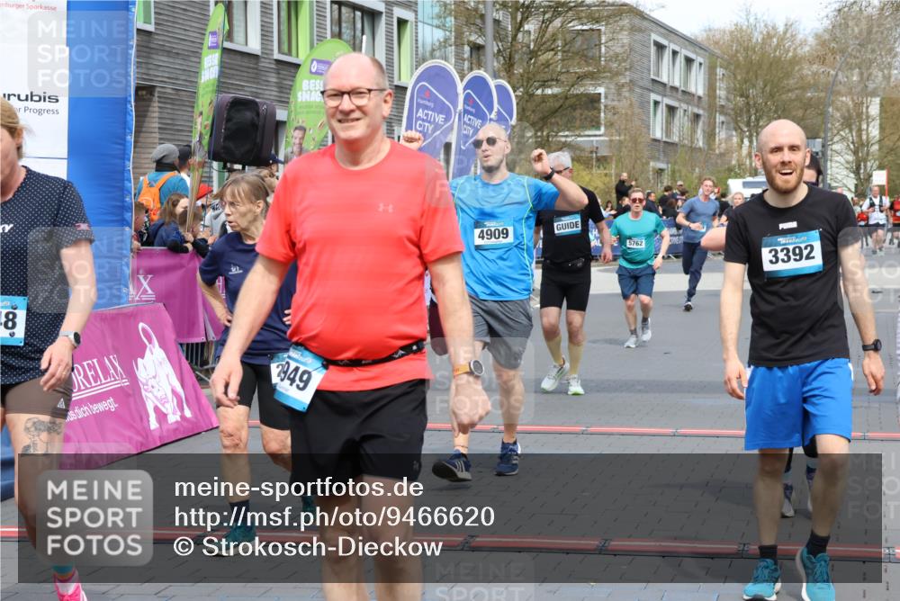 12.04.2026 - 45. Internationalen Wilhelmsburger Insellauf Strokosch-Dieckow http://msf.ph/oto/9466620 12.04.2026 13:11:09 Ziel 3407, 3948, 3949, 4540, 2315, 5494, 4909, 5004, 4969, 5762 meine-sportfotos.de