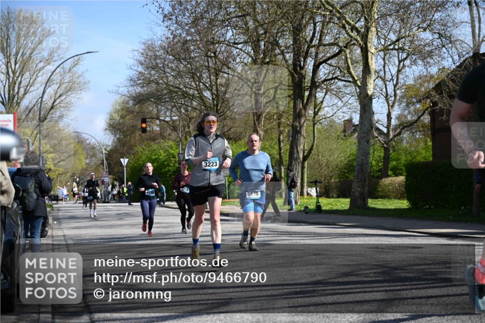 12.04.2026 - 45. Internationalen Wilhelmsburger Insellauf J. Mangold http://msf.ph/oto/9466790 12.04.2026 11:02:55 Ziel 3052, 4513, 2168, 3910, 3700, 3716, 3223, 4246, 4382, 5816, 3384, 3384, 2950, 5460, 4141, 2422 meine-sportfotos.de
