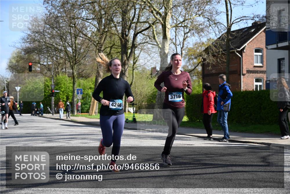 12.04.2026 - 45. Internationalen Wilhelmsburger Insellauf J. Mangold http://msf.ph/oto/9466856 12.04.2026 11:03:00 Ziel 4513, 2168, 3910, 3700, 3716, 3223, 4246, 4382, 5816, 3384, 2950, 5460, 4141, 2422, 4732 meine-sportfotos.de