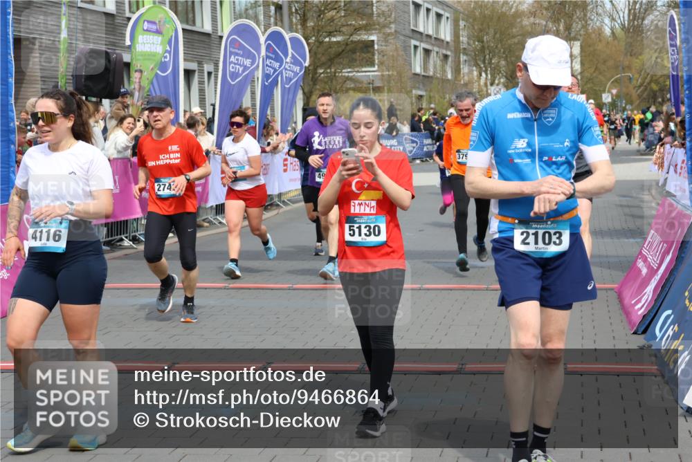 12.04.2026 - 45. Internationalen Wilhelmsburger Insellauf Strokosch-Dieckow http://msf.ph/oto/9466864 12.04.2026 13:10:36 Ziel 5130, 3004, 2103, 5089, 2001, 4116, 2743, 3673, 4961, 3919, 3793, 3549, 5646, 5287 meine-sportfotos.de
