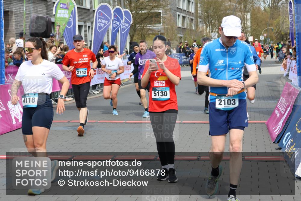 12.04.2026 - 45. Internationalen Wilhelmsburger Insellauf Strokosch-Dieckow http://msf.ph/oto/9466878 12.04.2026 13:10:36 Ziel 5130, 3004, 2103, 5089, 2001, 4116, 2743, 3673, 4961, 3919, 3793, 3549, 5646, 5287 meine-sportfotos.de