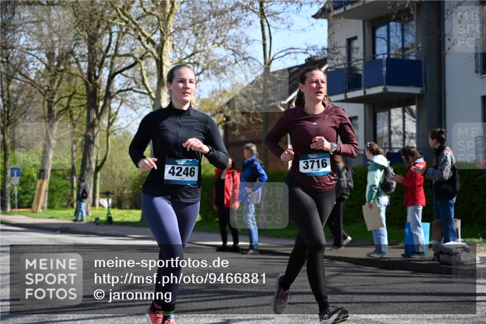 12.04.2026 - 45. Internationalen Wilhelmsburger Insellauf J. Mangold http://msf.ph/oto/9466881 12.04.2026 11:03:00 Ziel 4513, 2168, 3910, 3700, 3716, 3223, 4246, 4382, 5816, 3384, 2950, 5460, 4141, 2422, 4732 meine-sportfotos.de
