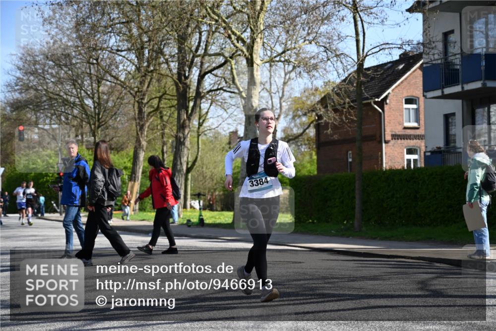 12.04.2026 - 45. Internationalen Wilhelmsburger Insellauf J. Mangold http://msf.ph/oto/9466913 12.04.2026 11:03:09 Ziel 3700, 3716, 3223, 4246, 4382, 5816, 3384, 2950, 5460, 4141, 2422, 4732, 2914, 5842 meine-sportfotos.de