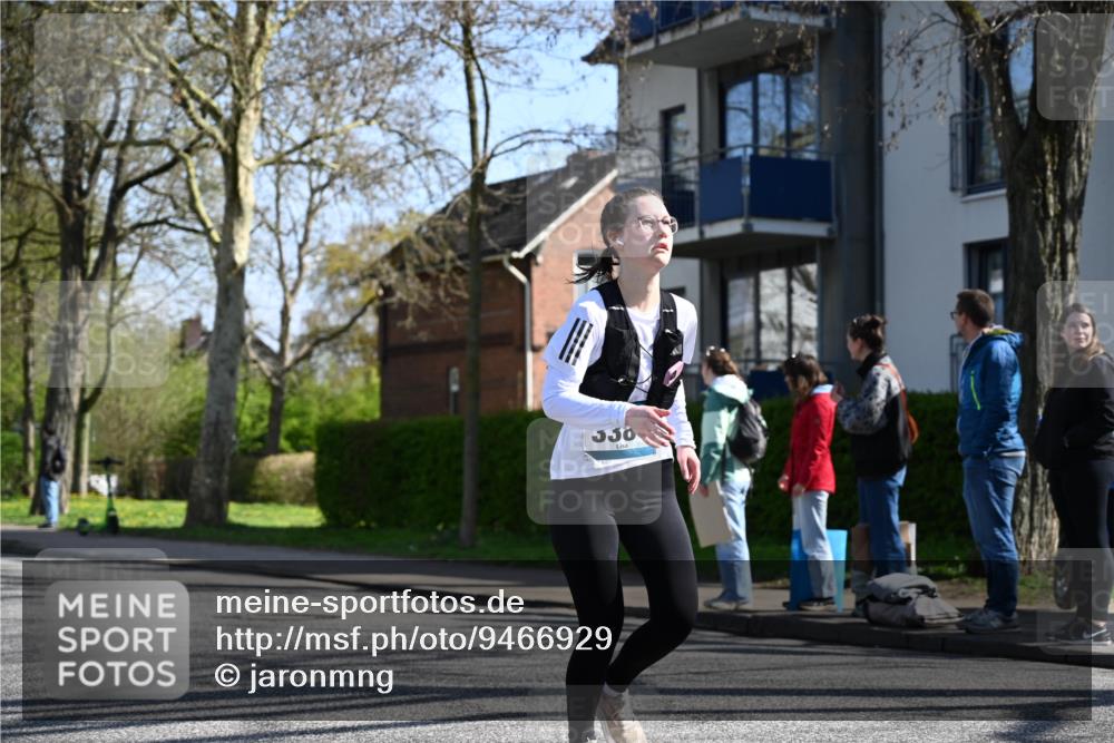 12.04.2026 - 45. Internationalen Wilhelmsburger Insellauf J. Mangold http://msf.ph/oto/9466929 12.04.2026 11:03:10 Ziel 3700, 3716, 3223, 4246, 4382, 5816, 3384, 2950, 5460, 4141, 2422, 4732, 4732, 2914, 5842 meine-sportfotos.de