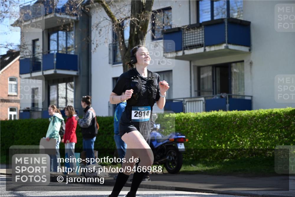 12.04.2026 - 45. Internationalen Wilhelmsburger Insellauf J. Mangold http://msf.ph/oto/9466988 12.04.2026 11:03:44 Ziel 4732, 2914, 5842, 2005, 2221, 3027, 3015, 5533, 2664, 5792, 4059, 4489, 4686 meine-sportfotos.de