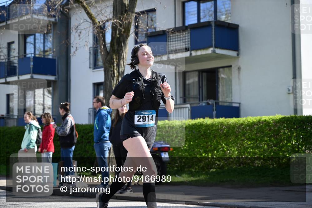 12.04.2026 - 45. Internationalen Wilhelmsburger Insellauf J. Mangold http://msf.ph/oto/9466989 12.04.2026 11:03:44 Ziel 4732, 2914, 5842, 2005, 2221, 3027, 3015, 5533, 2664, 5792, 4059, 4489, 4686 meine-sportfotos.de