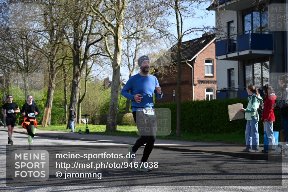 12.04.2026 - 45. Internationalen Wilhelmsburger Insellauf J. Mangold http://msf.ph/oto/9467038 12.04.2026 11:04:03 Ziel 2005, 2221, 3027, 3015, 5533, 2664, 5792, 4059, 4489, 4686, 3615, 3615, 2211, 3978, 4484, 4486, 3678 meine-sportfotos.de