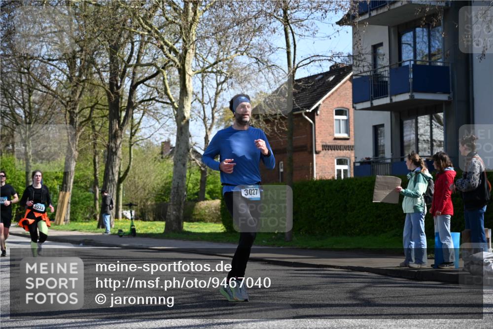 12.04.2026 - 45. Internationalen Wilhelmsburger Insellauf J. Mangold http://msf.ph/oto/9467040 12.04.2026 11:04:04 Ziel 2221, 3027, 3015, 5533, 2664, 5792, 4059, 4489, 4059, 4489, 4686, 3615, 2211, 3978, 4484, 4486, 3678 meine-sportfotos.de
