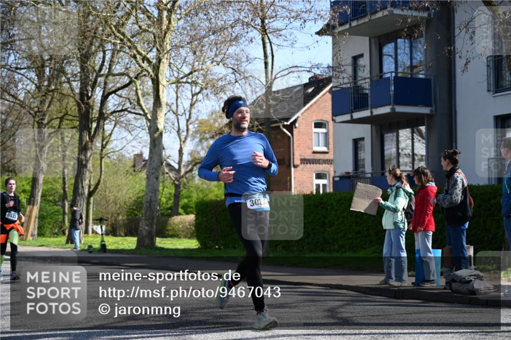 12.04.2026 - 45. Internationalen Wilhelmsburger Insellauf J. Mangold http://msf.ph/oto/9467043 12.04.2026 11:04:04 Ziel 2221, 3027, 3015, 5533, 2664, 5792, 4059, 4489, 4059, 4489, 4686, 3615, 2211, 3978, 4484, 4486, 3678 meine-sportfotos.de