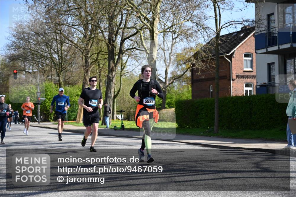 12.04.2026 - 45. Internationalen Wilhelmsburger Insellauf J. Mangold http://msf.ph/oto/9467059 12.04.2026 11:04:06 Ziel 2221, 3027, 3015, 5533, 2664, 5792, 4059, 4489, 4686, 3615, 2211, 3978, 4484, 4486, 3678, 2204, 5570, 3679 meine-sportfotos.de