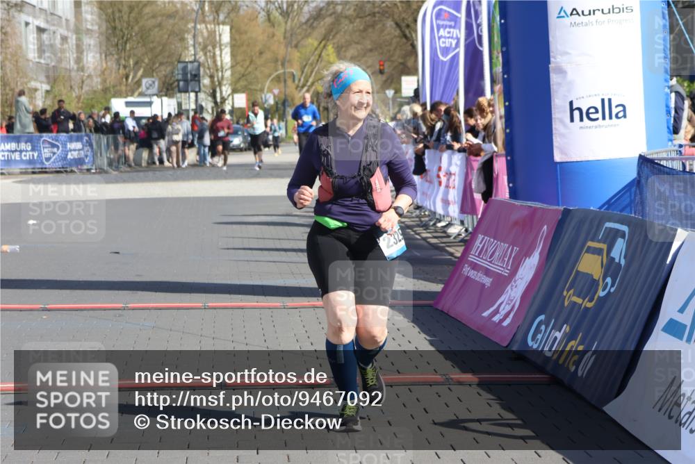 12.04.2026 - 45. Internationalen Wilhelmsburger Insellauf Strokosch-Dieckow http://msf.ph/oto/9467092 12.04.2026 11:16:57 Ziel 3543, 2329 meine-sportfotos.de