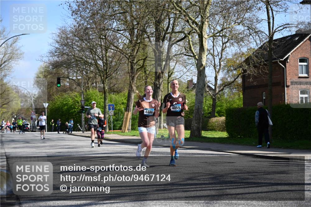 12.04.2026 - 45. Internationalen Wilhelmsburger Insellauf J. Mangold http://msf.ph/oto/9467124 12.04.2026 11:04:15 Ziel 3027, 3015, 5533, 2664, 5792, 4059, 4489, 4686, 3615, 3615, 2211, 3978, 4484, 4486, 3678, 2204, 5570, 3679, 3064 meine-sportfotos.de