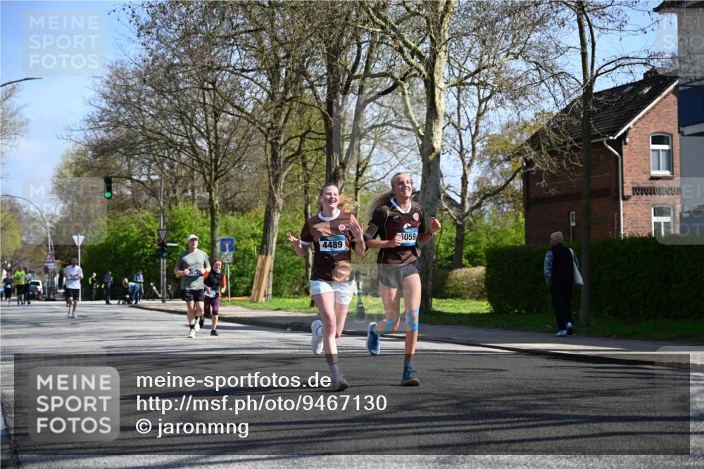 12.04.2026 - 45. Internationalen Wilhelmsburger Insellauf J. Mangold http://msf.ph/oto/9467130 12.04.2026 11:04:15 Ziel 3027, 3015, 5533, 2664, 5792, 4059, 4489, 4686, 3615, 3615, 2211, 3978, 4484, 4486, 3678, 2204, 5570, 3679, 3064 meine-sportfotos.de