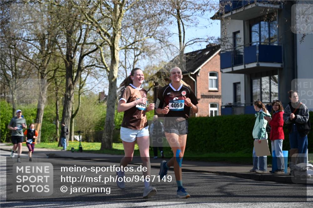 12.04.2026 - 45. Internationalen Wilhelmsburger Insellauf J. Mangold http://msf.ph/oto/9467149 12.04.2026 11:04:17 Ziel 3027, 3015, 5533, 2664, 5792, 4059, 4489, 4686, 3615, 2211, 3978, 4484, 4486, 3678, 2204, 5570, 2204, 5570, 3679, 3064, 2225 meine-sportfotos.de