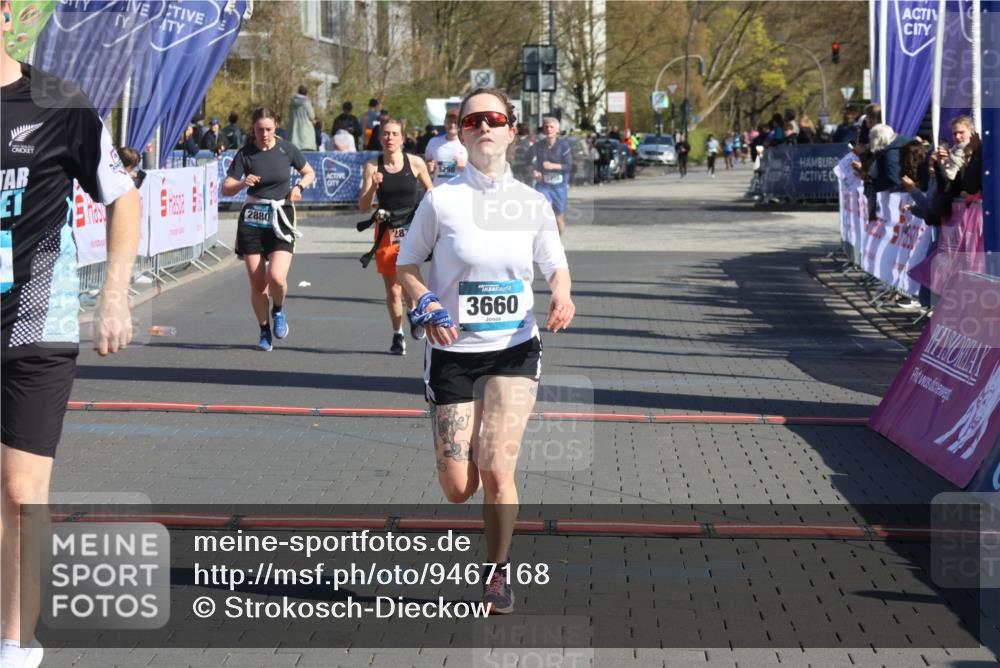 12.04.2026 - 45. Internationalen Wilhelmsburger Insellauf Strokosch-Dieckow http://msf.ph/oto/9467168 12.04.2026 11:01:36 Ziel 2229, 3660, 2880 meine-sportfotos.de