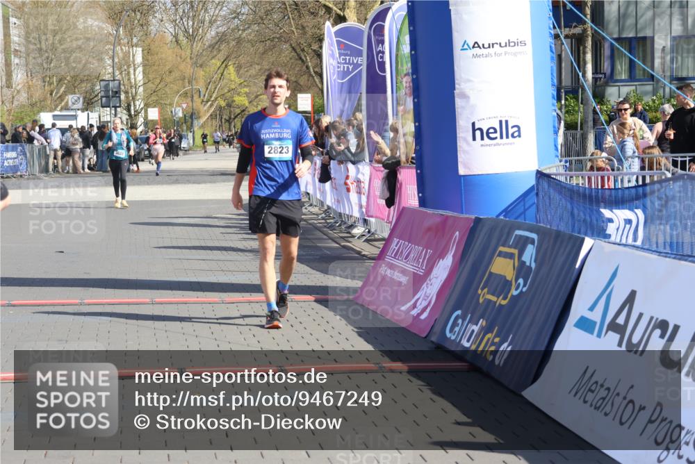12.04.2026 - 45. Internationalen Wilhelmsburger Insellauf Strokosch-Dieckow http://msf.ph/oto/9467249 12.04.2026 11:17:18 Ziel 2823 meine-sportfotos.de