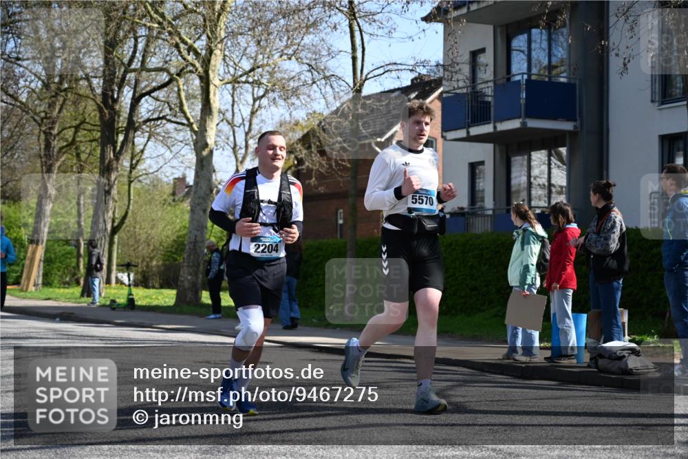 12.04.2026 - 45. Internationalen Wilhelmsburger Insellauf J. Mangold http://msf.ph/oto/9467275 12.04.2026 11:04:46 Ziel 3978, 4484, 4486, 3678, 2204, 5570, 3679, 3064, 2225, 2203, 2415, 2203, 2415, 3130, 4286, 4516, 5043, 2730, 2193, 4440, 4870, 2530, 2530, 3743, 5748, 4464, 5810 meine-sportfotos.de