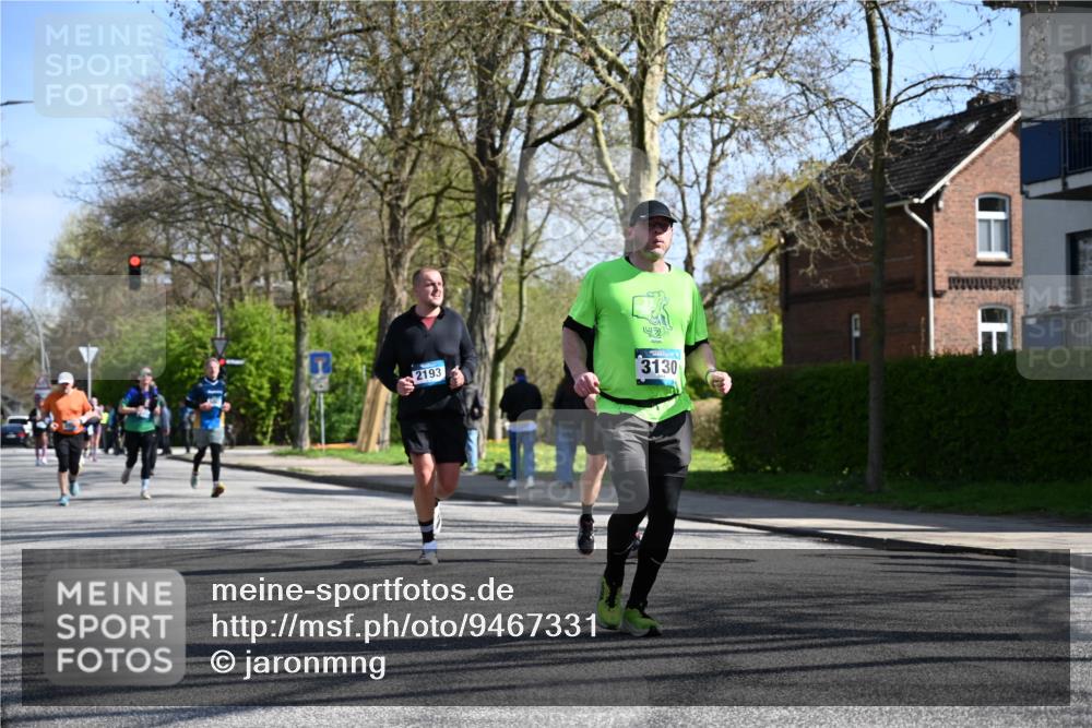 12.04.2026 - 45. Internationalen Wilhelmsburger Insellauf J. Mangold http://msf.ph/oto/9467331 12.04.2026 11:04:55 Ziel 3679, 3064, 2225, 2203, 2415, 3130, 4286, 4516, 5043, 2730, 2193, 4440, 4440, 4870, 2530, 3743, 5748, 4464, 5810, 3322, 3420 meine-sportfotos.de