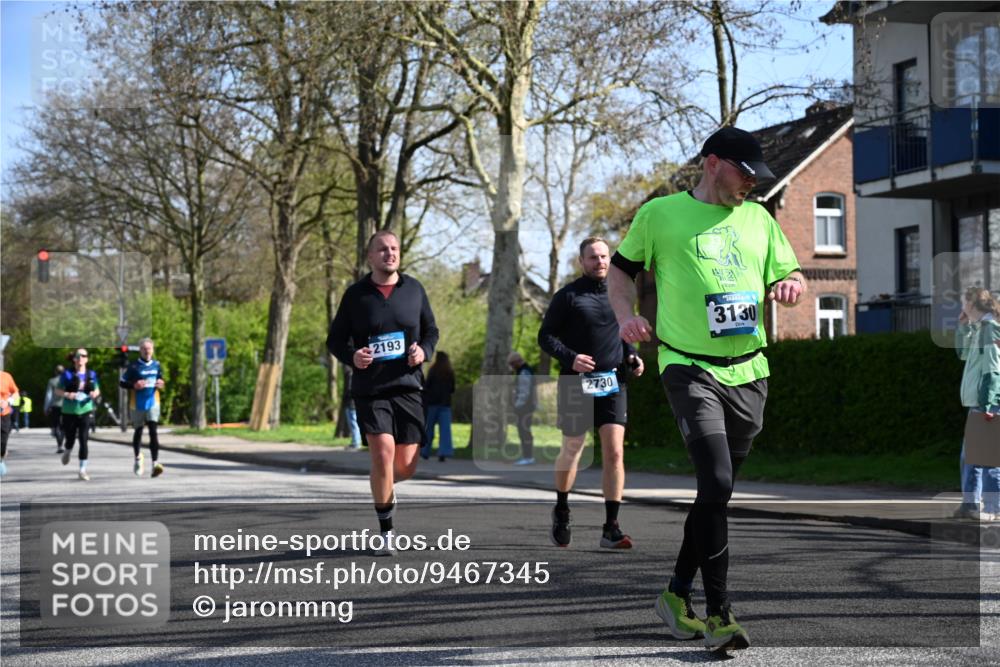 12.04.2026 - 45. Internationalen Wilhelmsburger Insellauf J. Mangold http://msf.ph/oto/9467345 12.04.2026 11:04:56 Ziel 3064, 2225, 2203, 2415, 3130, 4286, 4516, 5043, 2730, 2193, 4440, 4870, 2530, 3743, 5748, 4464, 5810, 3322, 3420 meine-sportfotos.de