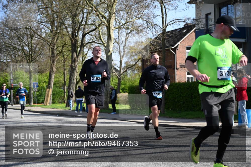 12.04.2026 - 45. Internationalen Wilhelmsburger Insellauf J. Mangold http://msf.ph/oto/9467353 12.04.2026 11:04:56 Ziel 3064, 2225, 2203, 2415, 3130, 4286, 4516, 5043, 2730, 2193, 4440, 4870, 2530, 3743, 5748, 4464, 5810, 3322, 3420 meine-sportfotos.de