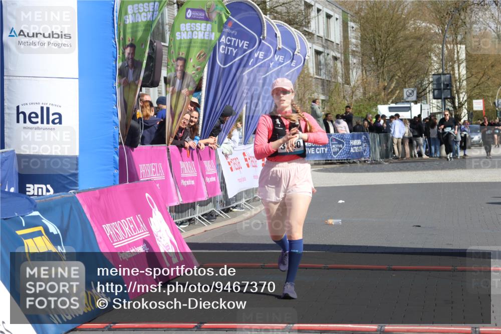 12.04.2026 - 45. Internationalen Wilhelmsburger Insellauf Strokosch-Dieckow http://msf.ph/oto/9467370 12.04.2026 11:17:31 Ziel 3080 meine-sportfotos.de