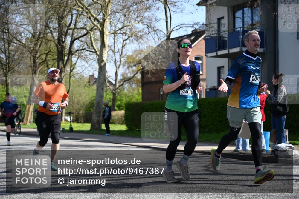 12.04.2026 - 45. Internationalen Wilhelmsburger Insellauf J. Mangold http://msf.ph/oto/9467387 12.04.2026 11:05:02 Ziel 2225, 2203, 2415, 3130, 4286, 4516, 5043, 2730, 2193, 4440, 4870, 2530, 3743, 3743, 5748, 4464, 5810, 3322, 3420, 3920, 2267 meine-sportfotos.de